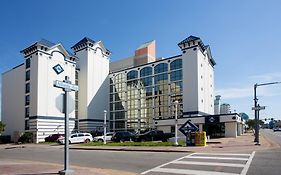 Super 8 by Wyndham Virginia Beach Oceanfront